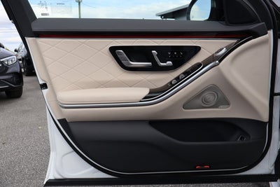 2025 Mercedes-Benz S-Class S 580V4