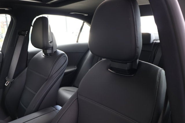 2025 Mercedes-Benz C-Class C 300W