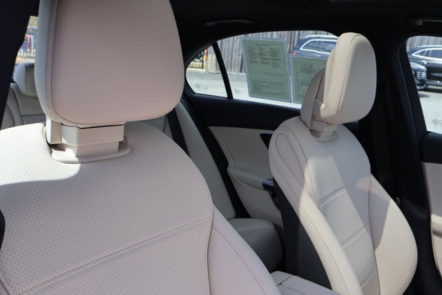 2025 Mercedes-Benz C-Class C 300W