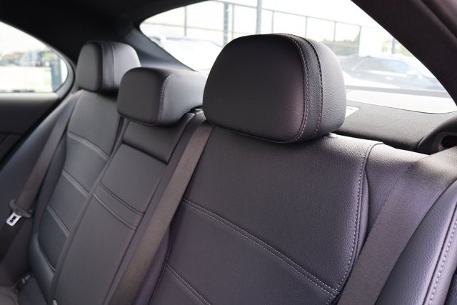 2026 Mercedes-Benz C-Class C 300W