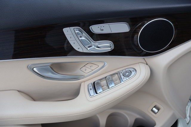 2022 Mercedes-Benz GLC GLC 300W