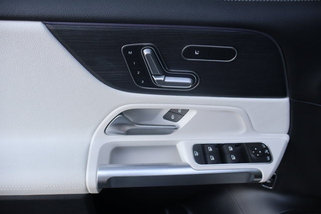 2021 Mercedes-Benz GLB GLB 250W
