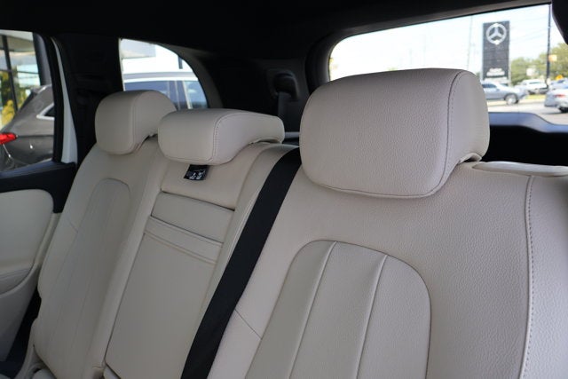 2023 Mercedes-Benz GLB GLB 250W4