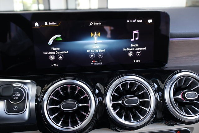 2023 Mercedes-Benz GLB GLB 250W4