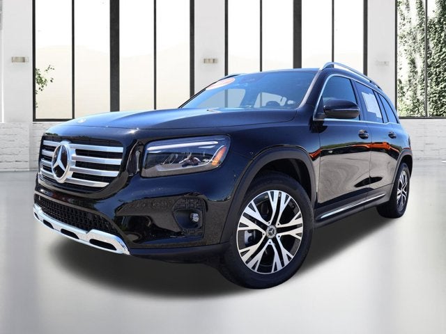 2026 Mercedes-Benz GLB GLB 250 4MATIC's photo