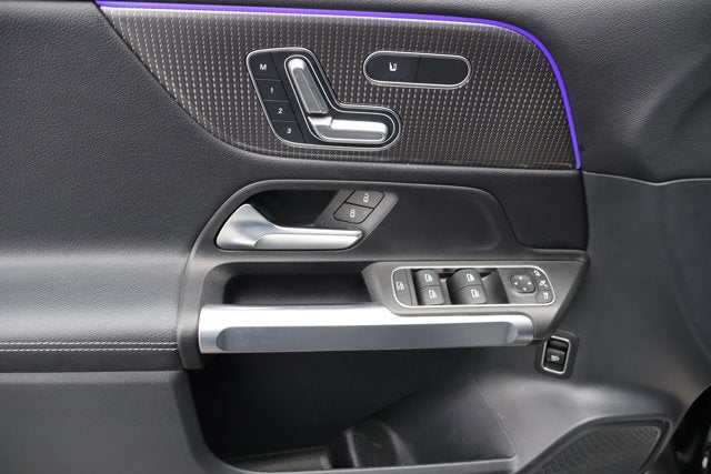 2023 Mercedes-Benz GLB GLB 250W4