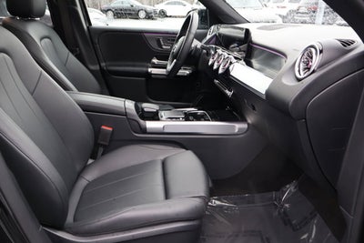 2023 Mercedes-Benz GLB GLB 250W4