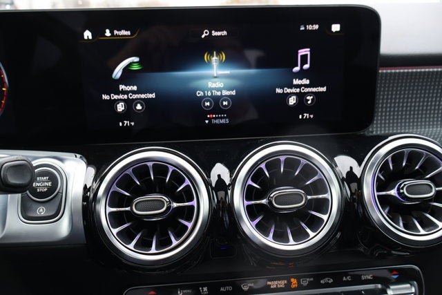 2023 Mercedes-Benz GLB GLB 250W4