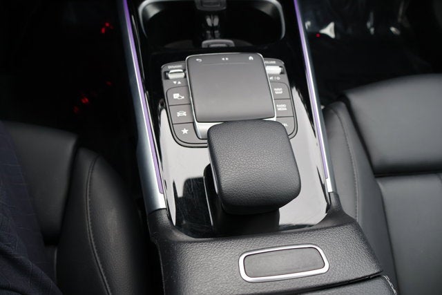 2023 Mercedes-Benz GLB GLB 250W4