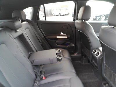 2025 Mercedes-Benz GLA GLA 250W4