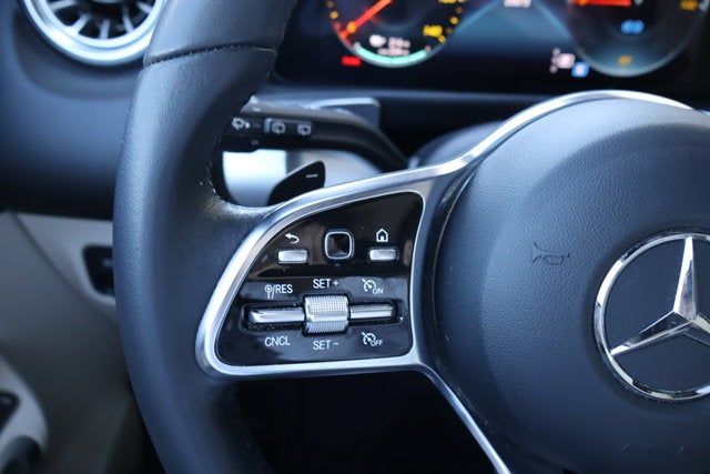 2023 Mercedes-Benz EQB EQB 300W4