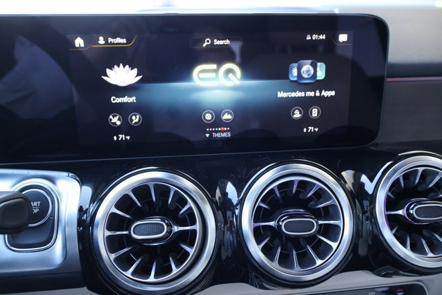 2023 Mercedes-Benz EQB EQB 300W4