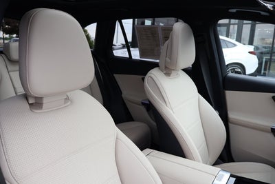 2026 Mercedes-Benz GLC GLC 300W