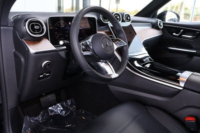2025 Mercedes-Benz GLC GLC 300W4