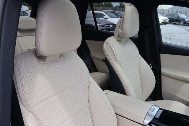 2025 Mercedes-Benz GLC GLC 300W4