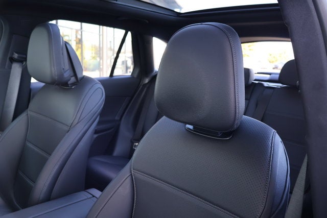 2025 Mercedes-Benz GLC GLC 300W4