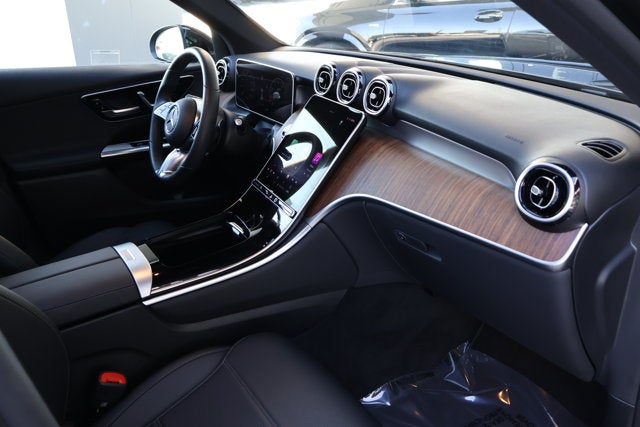 2025 Mercedes-Benz GLC GLC 300W4
