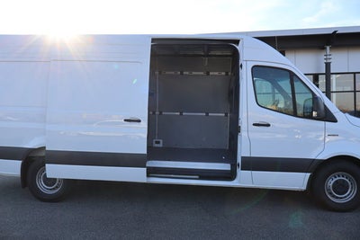 2024 Mercedes-Benz eSprinter Cargo Van Base