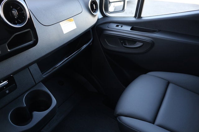 2024 Mercedes-Benz eSprinter Cargo Van Base