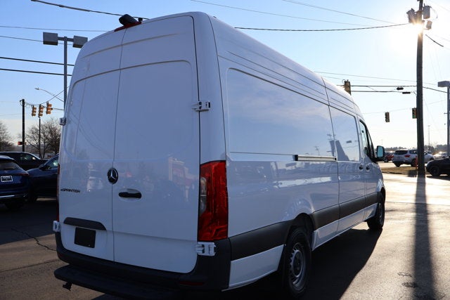 2024 Mercedes-Benz eSprinter Cargo Van Base
