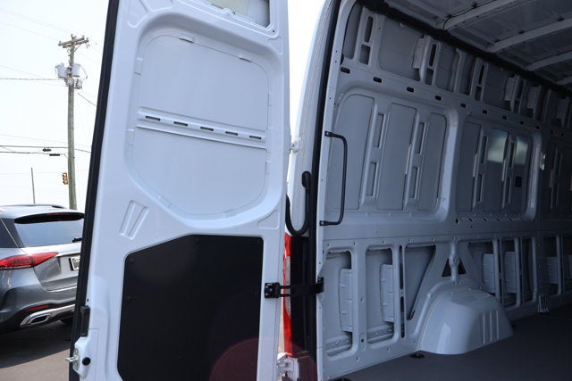 2024 Mercedes-Benz eSprinter H.O. Cargo Van Base