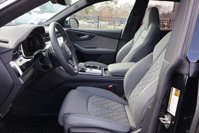 2025 Audi SQ8 Premium Plus