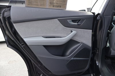 2025 Audi SQ8 Premium Plus