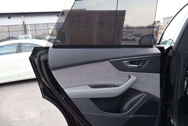 2025 Audi SQ8 Premium Plus