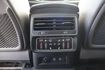 2025 Audi SQ8 Premium Plus