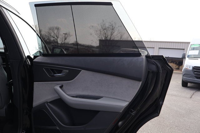 2025 Audi SQ8 Premium Plus