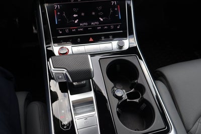 2025 Audi SQ8 Premium Plus