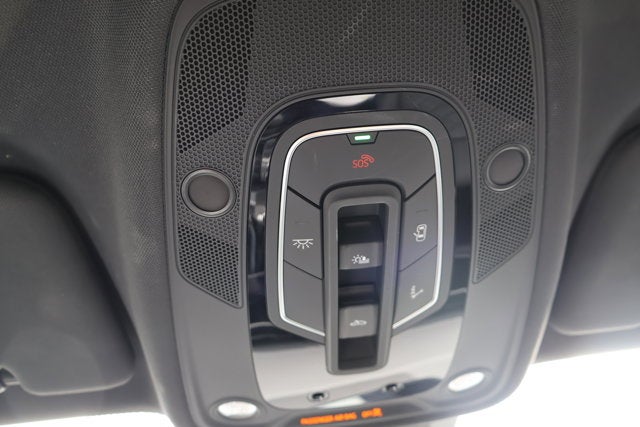 2025 Audi SQ8 Premium Plus