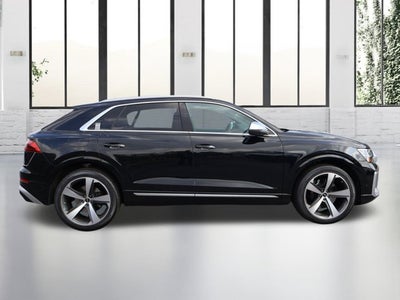2025 Audi SQ8 Premium Plus