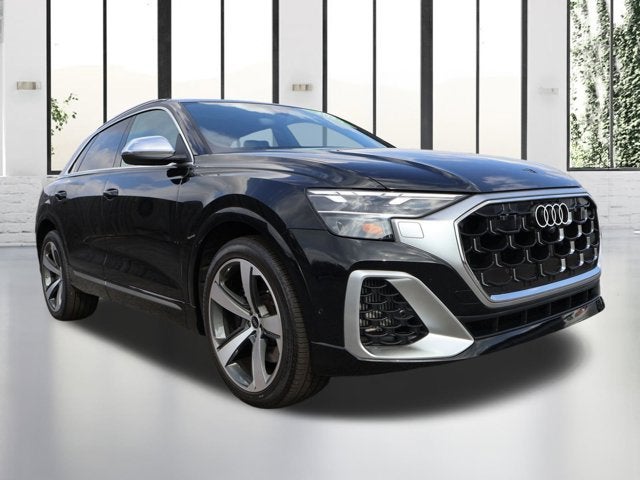 2025 Audi SQ8 Premium Plus