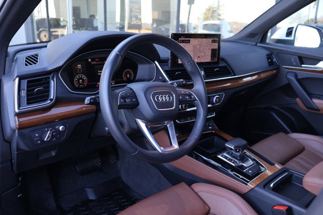 2022 Audi Q5 S line Prestige