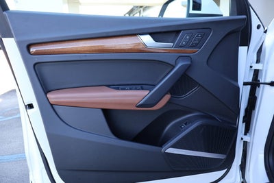 2022 Audi Q5 S line Prestige