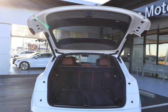 2022 Audi Q5 S line Prestige