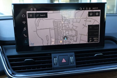 2022 Audi Q5 S line Prestige