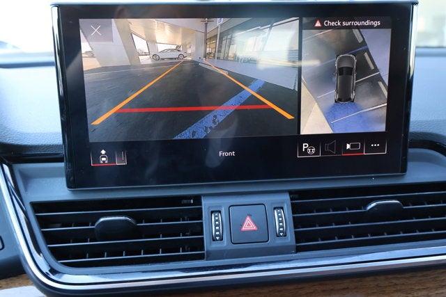 2022 Audi Q5 S line Prestige