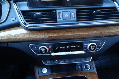 2022 Audi Q5 S line Prestige