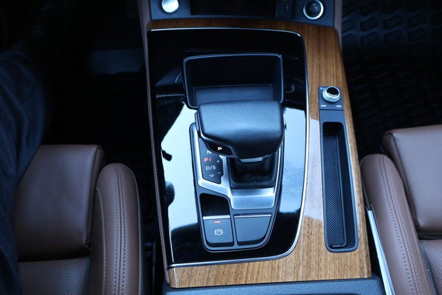 2022 Audi Q5 S line Prestige