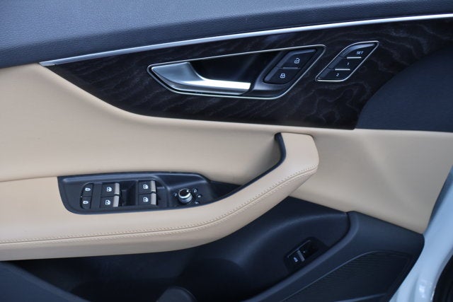 2023 Audi Q7 Prestige 55