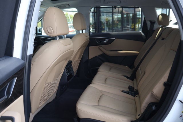 2023 Audi Q7 Prestige 55