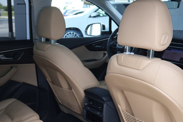 2023 Audi Q7 Prestige 55