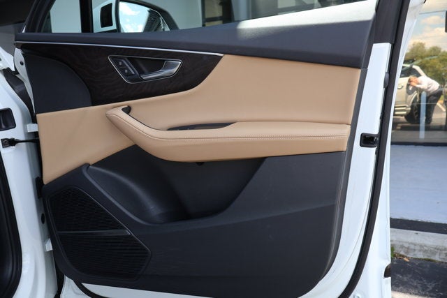 2023 Audi Q7 Prestige 55
