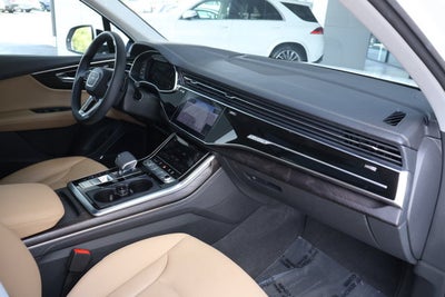 2023 Audi Q7 Prestige 55