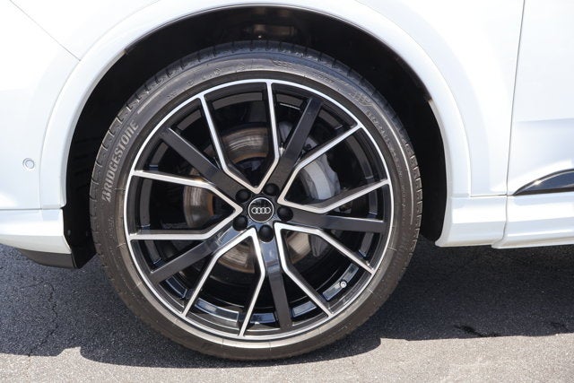 2023 Audi Q7 Prestige 55
