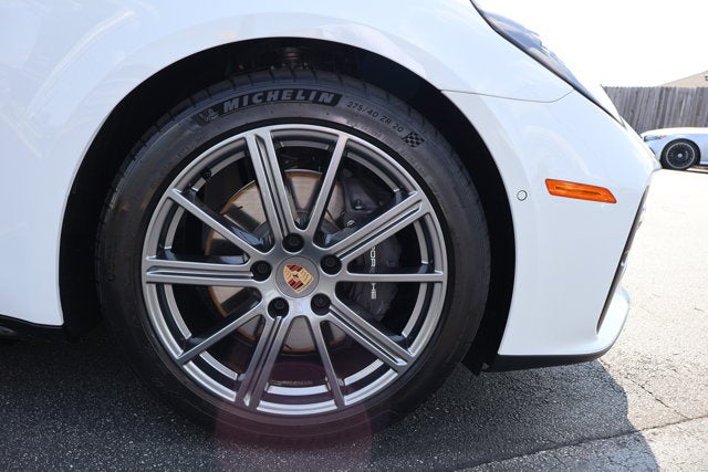 2025 Porsche Panamera Base