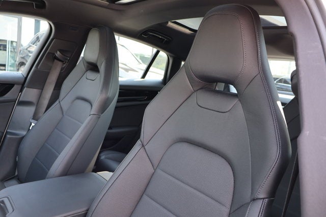 2025 Porsche Panamera Base