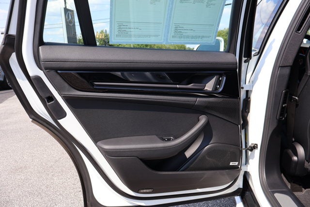 2025 Porsche Panamera Base